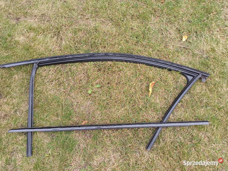 Audi a4 b9 sline competition ramki drzwi szyby