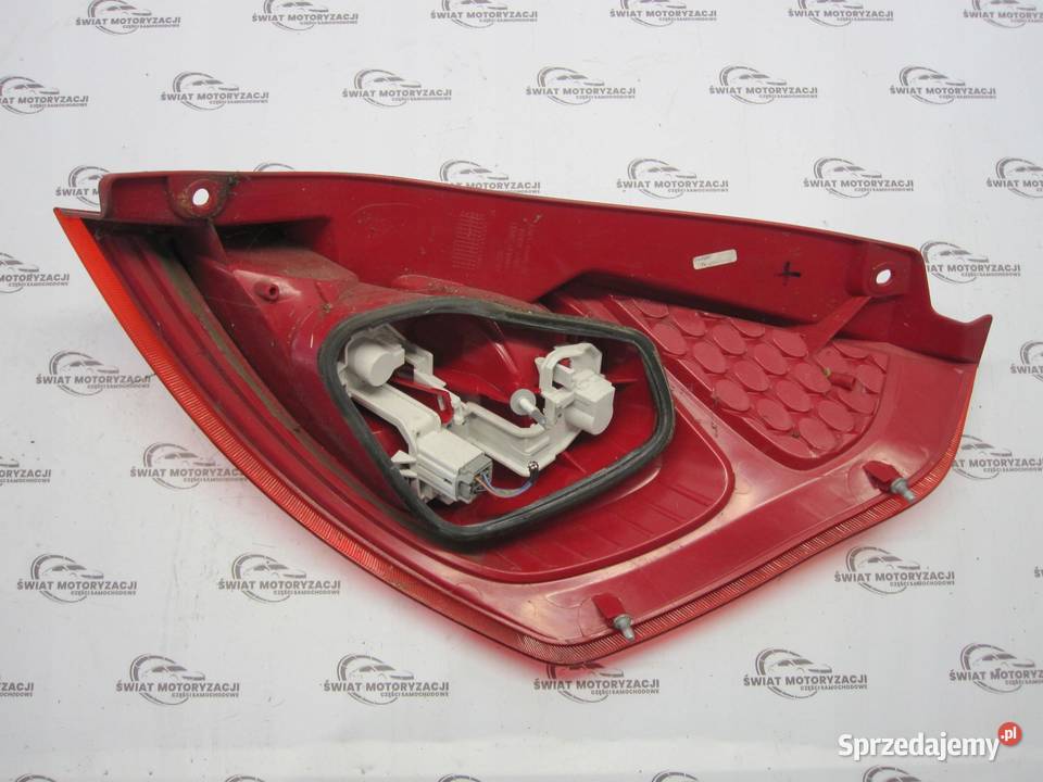FORD FIESTA MK7 VII 09r lampa lewa tył osobowe świętokrzyskie
