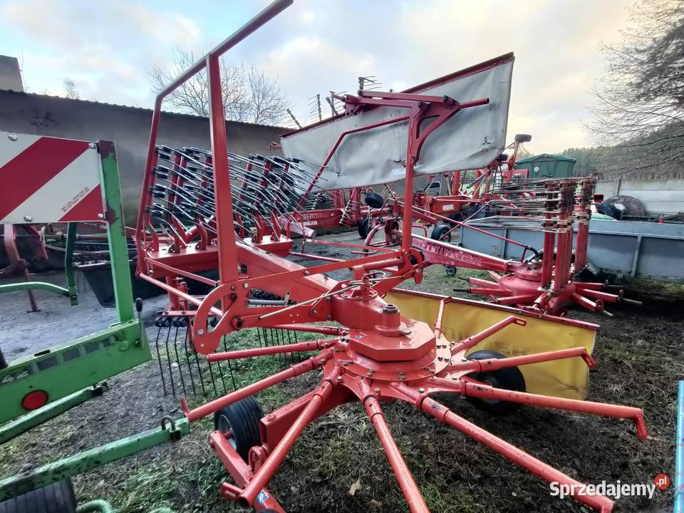 Zgrabiarka karuzelowa KUHN 4321 Krone Pottinger Przemęt