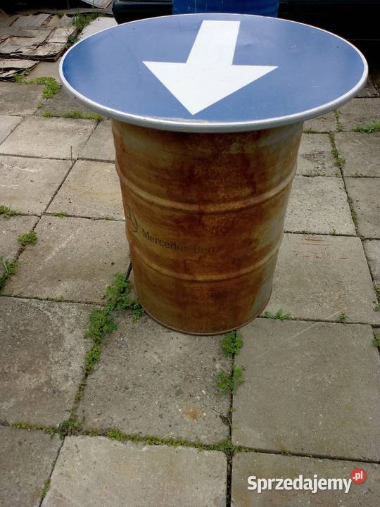 Beczka oleju Mercedes