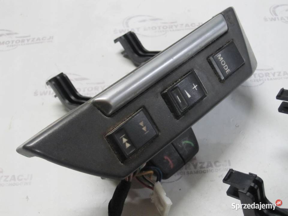 FREELANDER II 06r przełączniki kierownicy