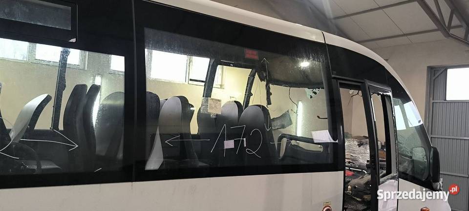 SZYBA BOCZNA IVECO COMPA Pozostałe sprzedam