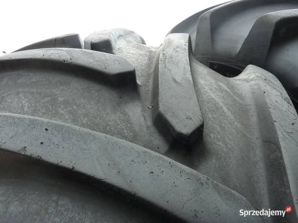 2x Opona używana rolnicza 80070R32 MICHELIN 5900