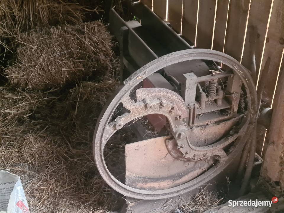 Zabytkowa Drewniano Metalowa Sieczkarnia Ręczna