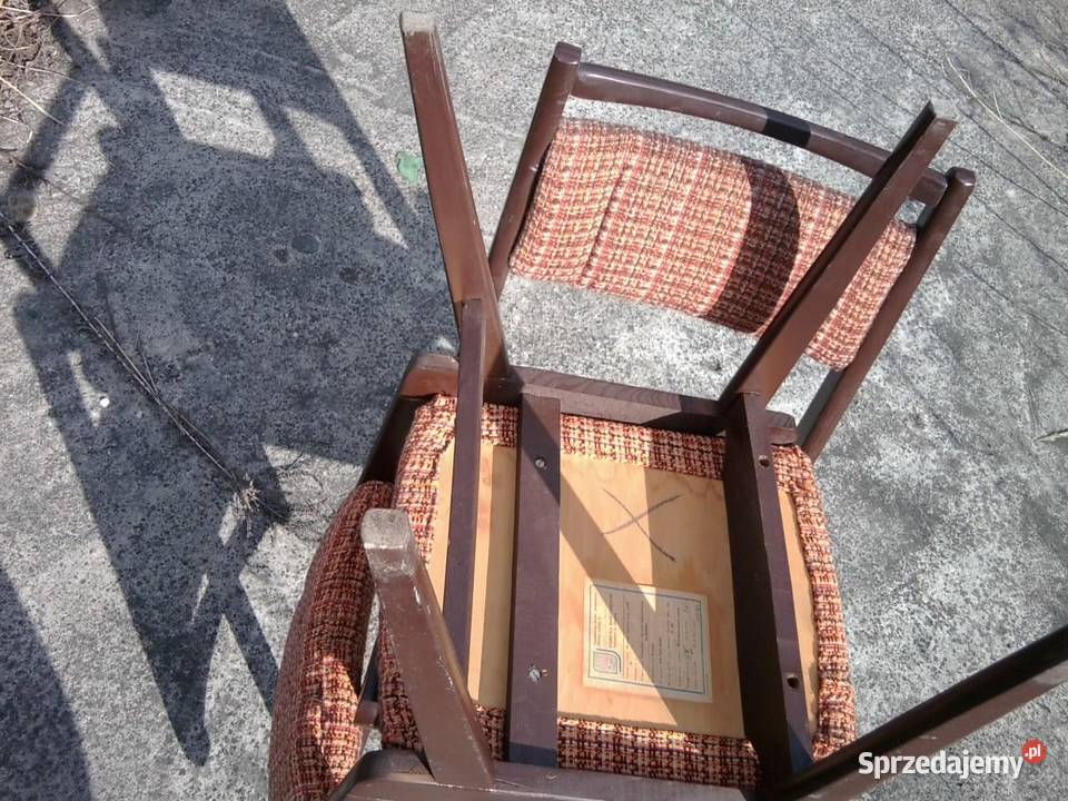 Trzy krzesła JAR lata 80 PRLu w stanie pordukcja 50cm