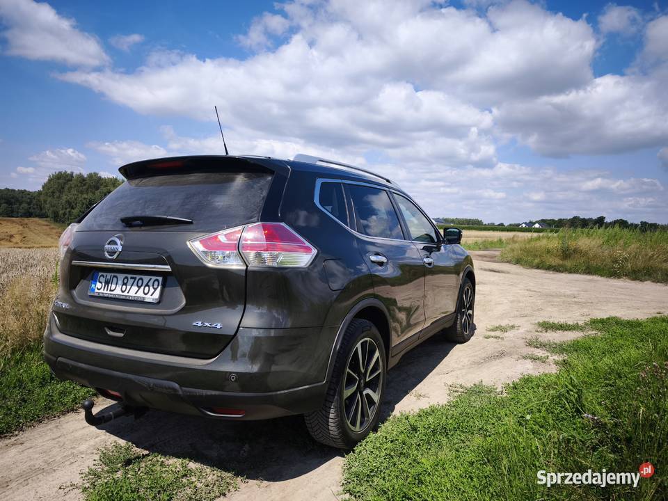 Nissan XTrail T32 Tekna 4x4 kamery 360 hak śląskie Wodzisław Śląski sprzedam