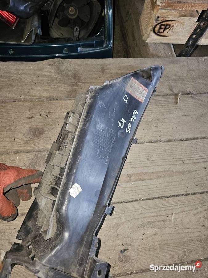 Suzuki Burgman K7 125 podnóżek lewy tylny Jelenia Góra