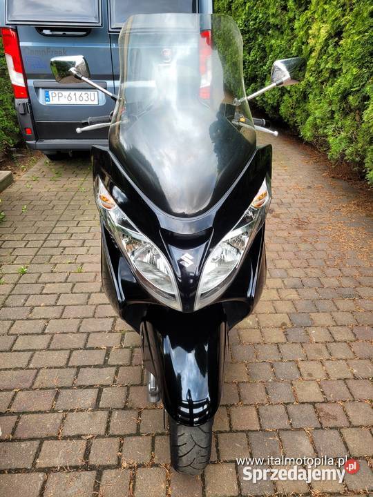 SUZUKI BURGMAN K8 400i Limiteditalmotopila czterosuwowy Piła