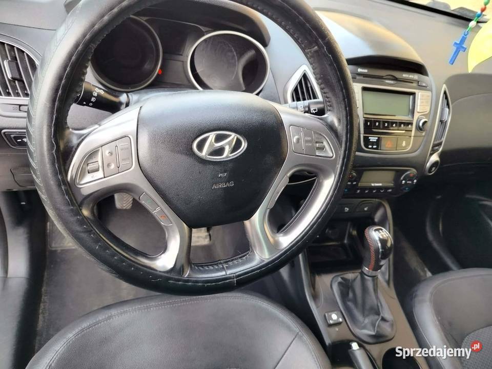Sprzedam HYUNDAI ix35 2WD 248938km