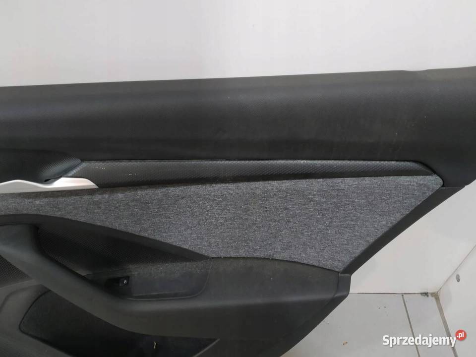 TAPICERKA BOCZEK PRAWY TYŁ HB Skoda Superb IV