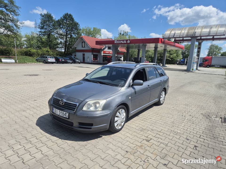 Toyota Avensis 16 benz 110 Sprawna KLIMA Jeden kupiony w polskim salonie Bujaków