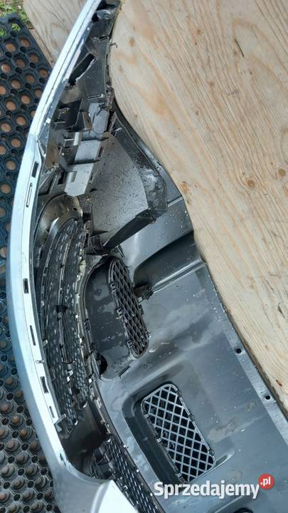 VW TOUAREG 7L ZDERZAK PRZÓD LA7W Karoseria Zbierkowo