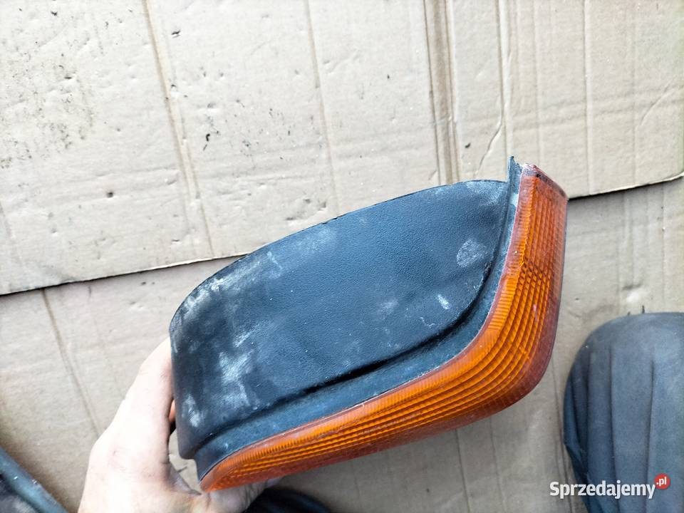 GOLF 3 MK3 LAMPA TYŁ PRAWA Kamień-Kolonia