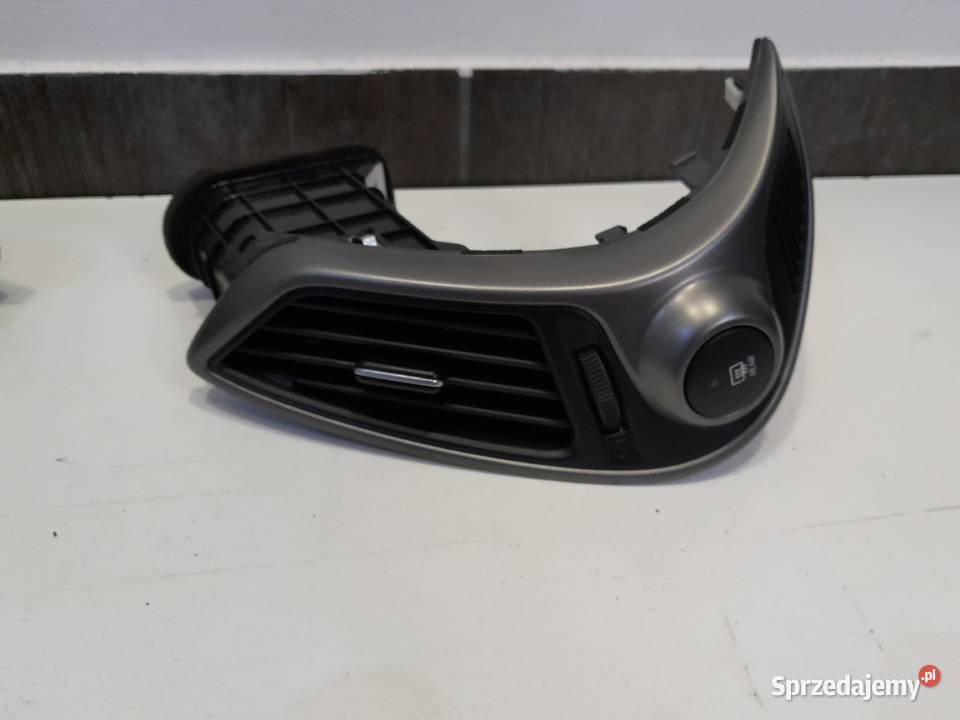 KRATKI NAWIEWU HYUNDAI IX 35 0915 Wyposażenie wnętrza Skierniewice