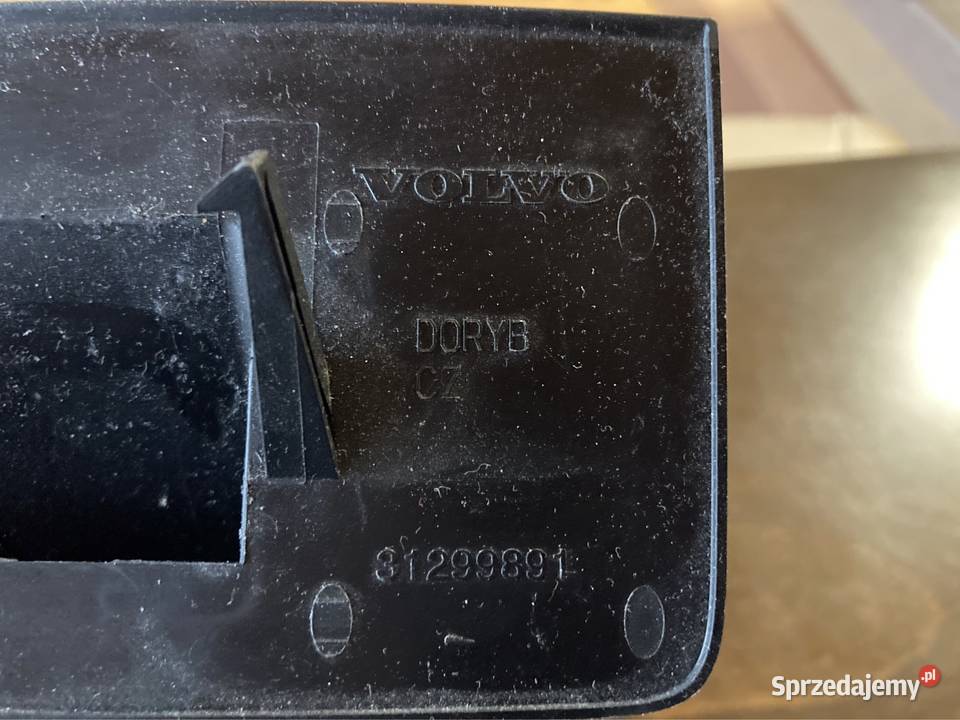 Nakładka zamka Volvo xc60 o numerze 31299891 Skawina