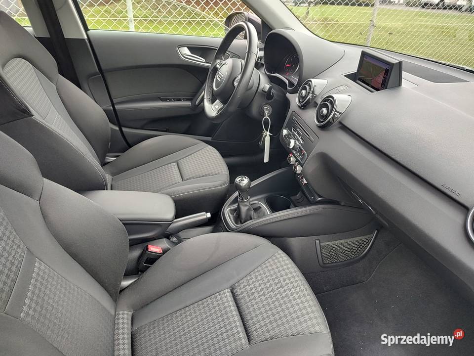 AUDI A1 SPORTBACK 14 BENZYNA SLINE 57000km wielkopolskie