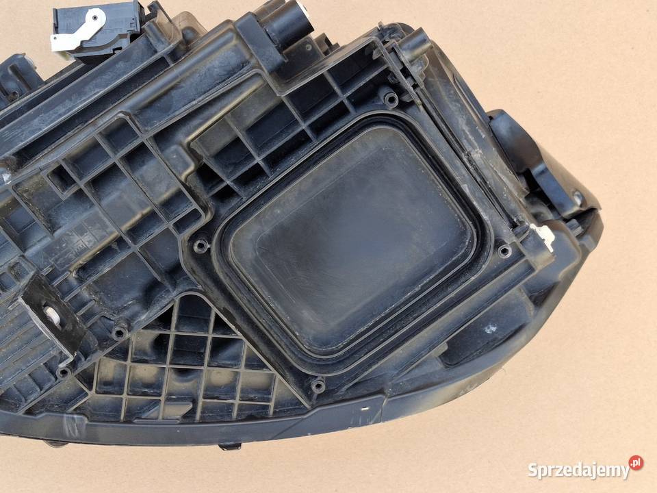 MERCEDES AKLASA W177 REFLEKTOR PRAWY FULL LED lubuskie Bieleń sprzedam