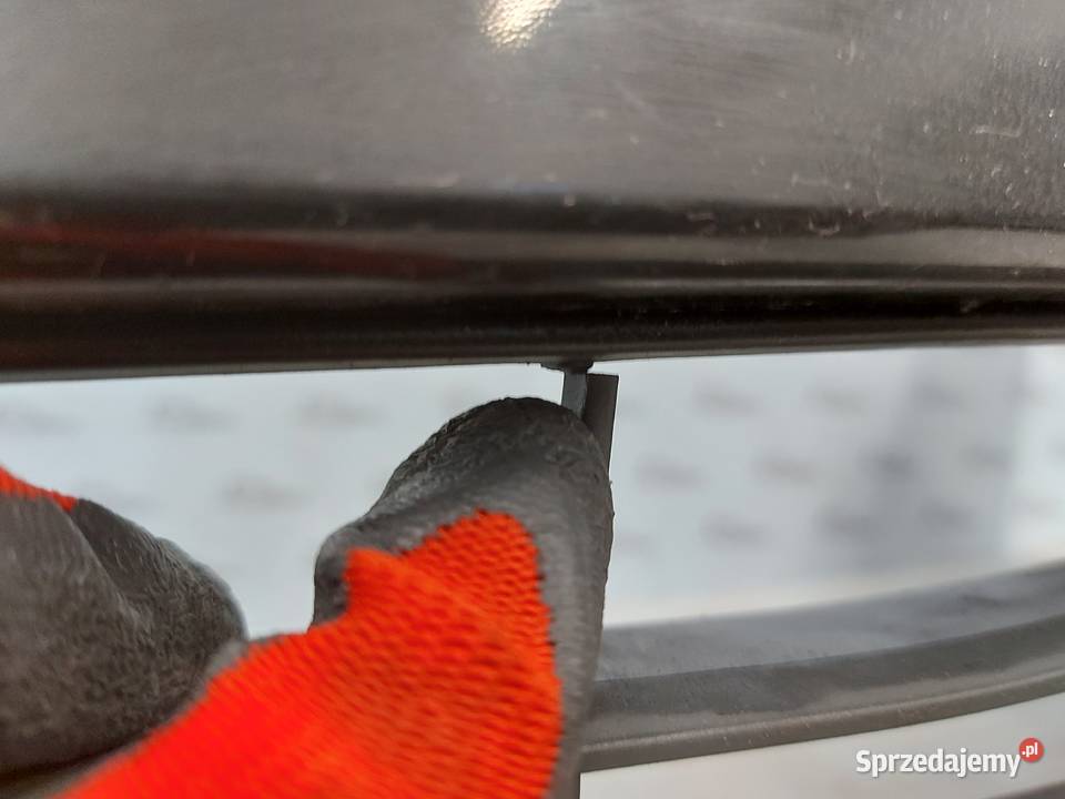 RENAULT MEGANE COUPE III 10r zderzak przód Kielce