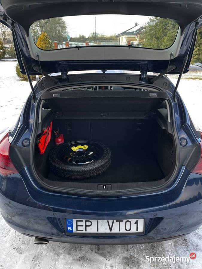 Opel Astra J 14 T 120 NISKI PRZEB BEZWYPAD garażowany Gorzkowice