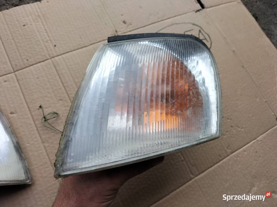 Mitsubishi Space Star MK1 KIERUNKOWSKAZ PRAWY Kierunkowskazy lubelskie sprzedam