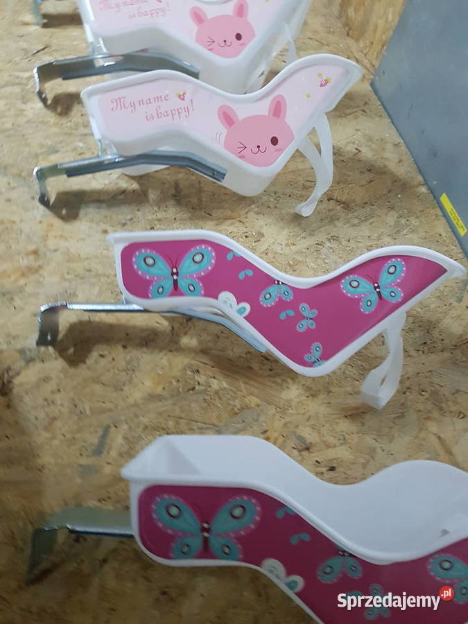 FOTELIK rowerowy lalki wzór kwiatki białyRóż Głogowa