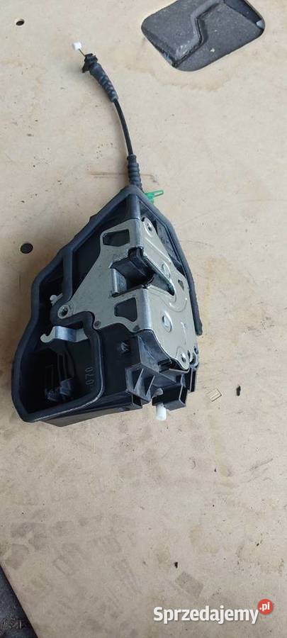Zamek drzwi prawy tył BMW E87 osobowe Szczecin