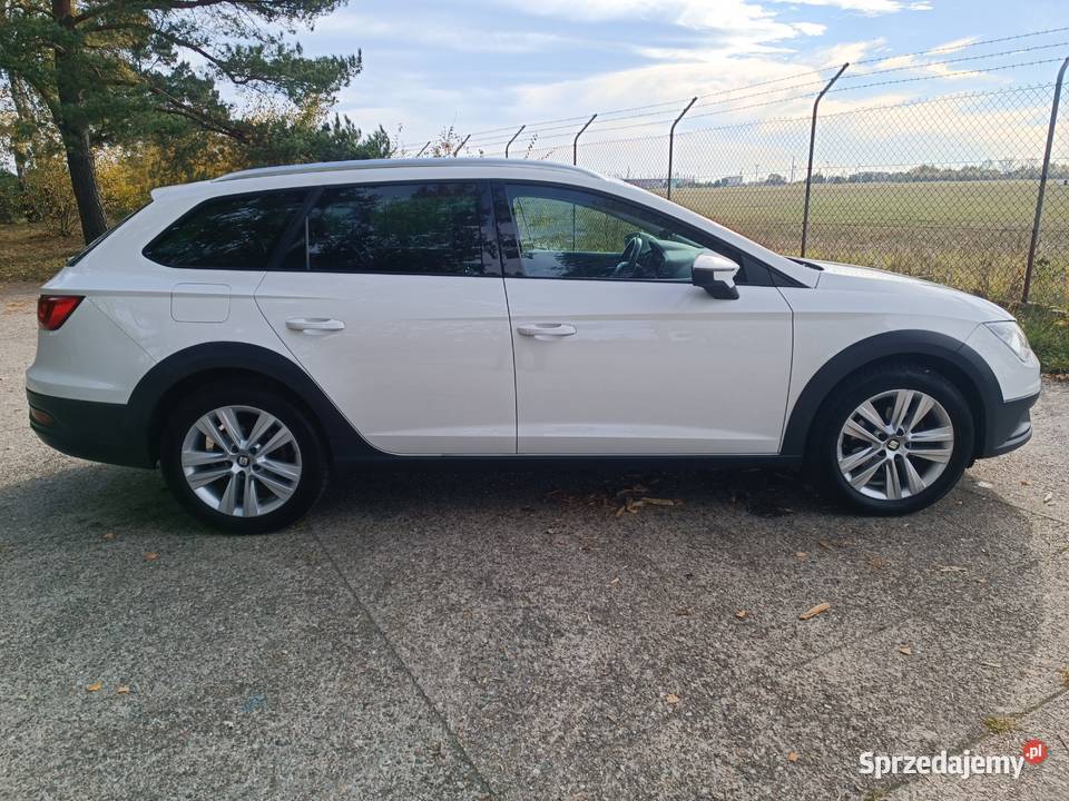 SEAT LEON Xperience 20 TDI z 2017 roku dolnośląskie Lubin