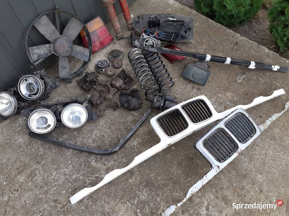 Czesci bmw e34 maska klapa zderzak Konin