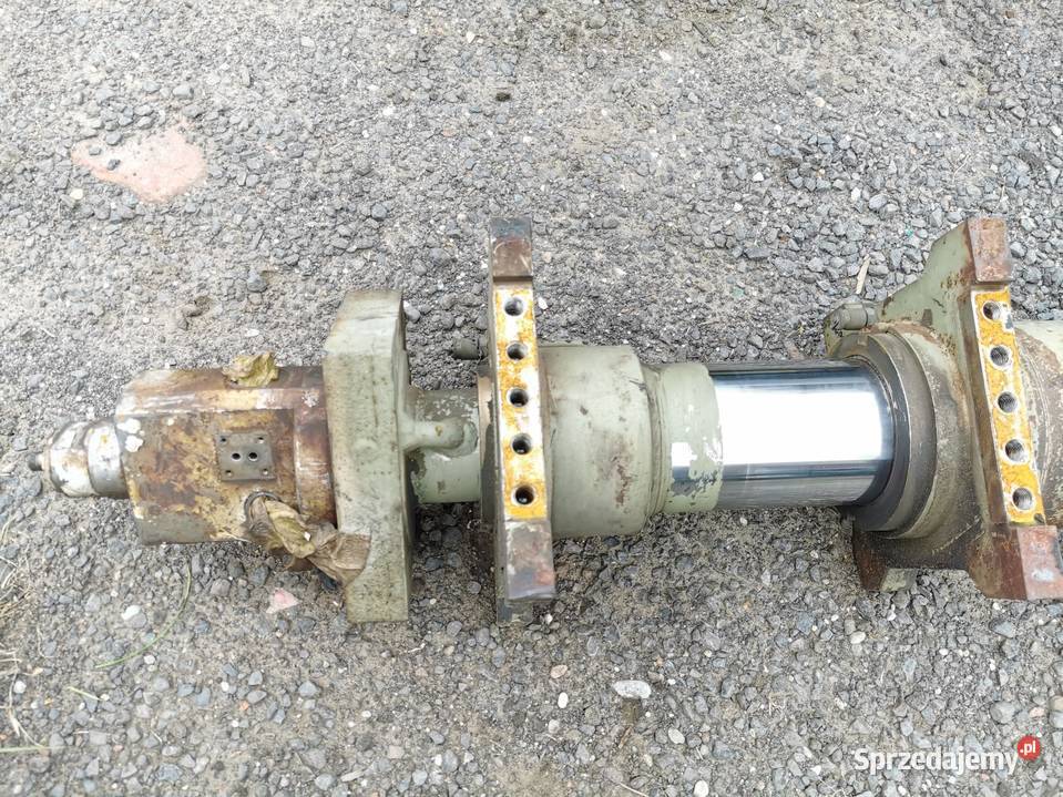 Cylinder hydrauliczny wysuwu TEREX ATT 400 PPM wielkopolskie Wilkowo
