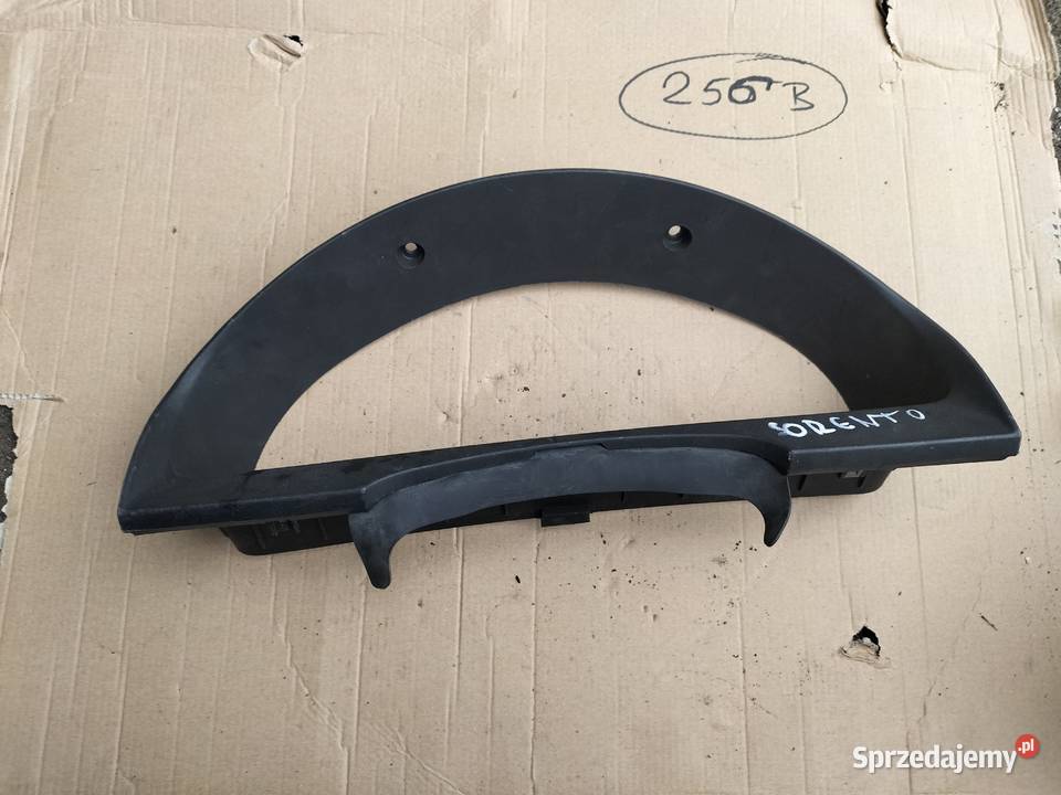 KIA SORENTO I 1 RAMKA OSŁONA OBUDOWA LICZNIKA sprzedam