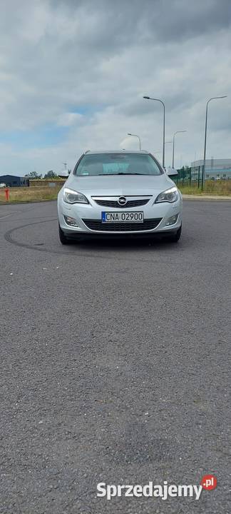 Opel Astra J 2012