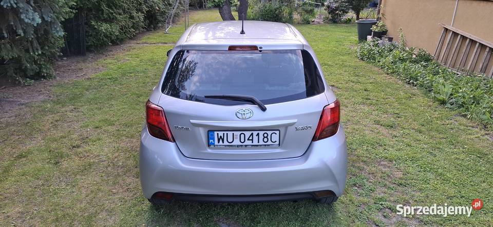 Toyota Yaris III 10 VVTi 69 2015 zadbana Niski Rok produkcji 2015 Yaris Pruszków