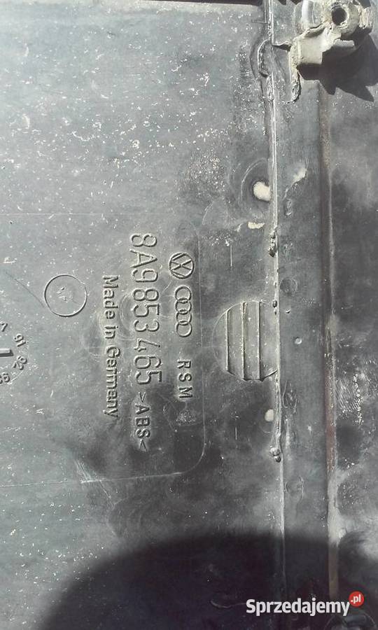 Blenda bagażnika Audi 80 b4 Avant 8A9853465 Barlinek