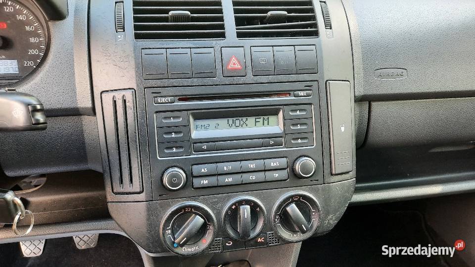 Volkswagen Polo IV 14MPI 80 Klima Lift 5D kupiony w Polsce Jaśkowice sprzedam