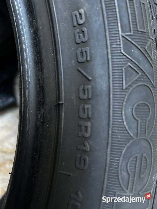 Kpl opon letnich z Audi Q5 Dobrzewino