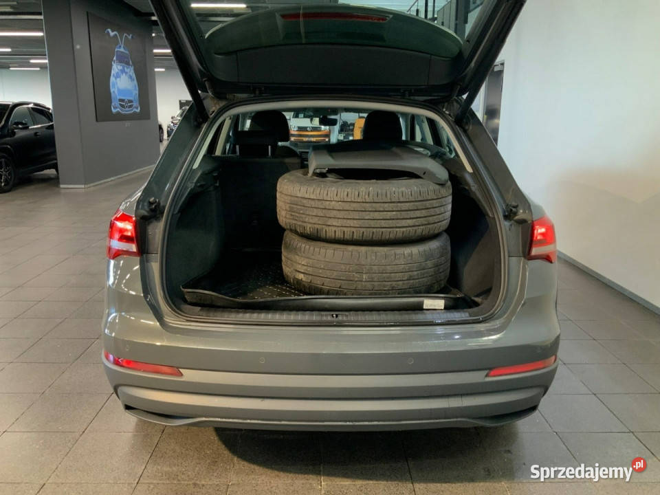 Audi Q3 II 20182025 Q3 Sadlno