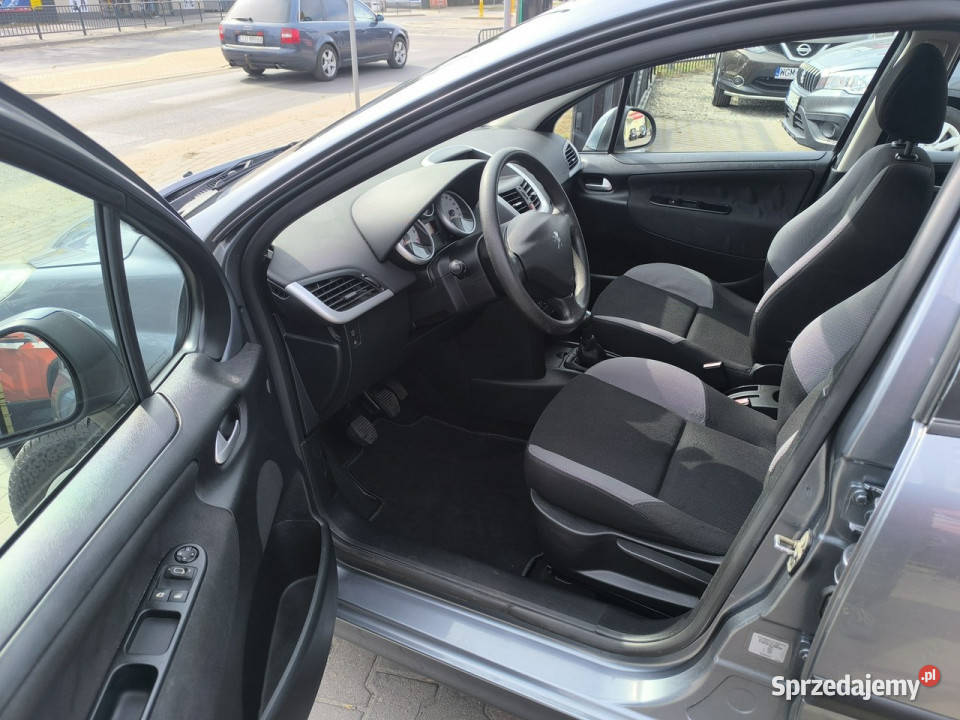 Peugeot 207 14i 16V 95 Klimatyzacja Łuków