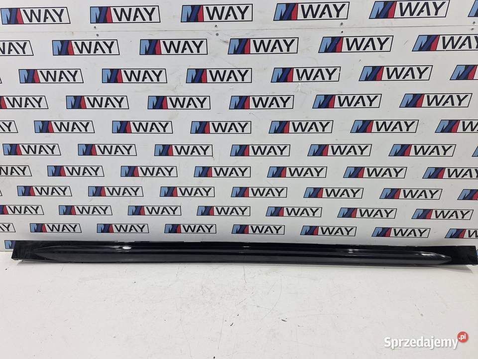 BMW M3 G80 DOKŁADKA NAKŁADKA PROGU PRAWA sprzedam