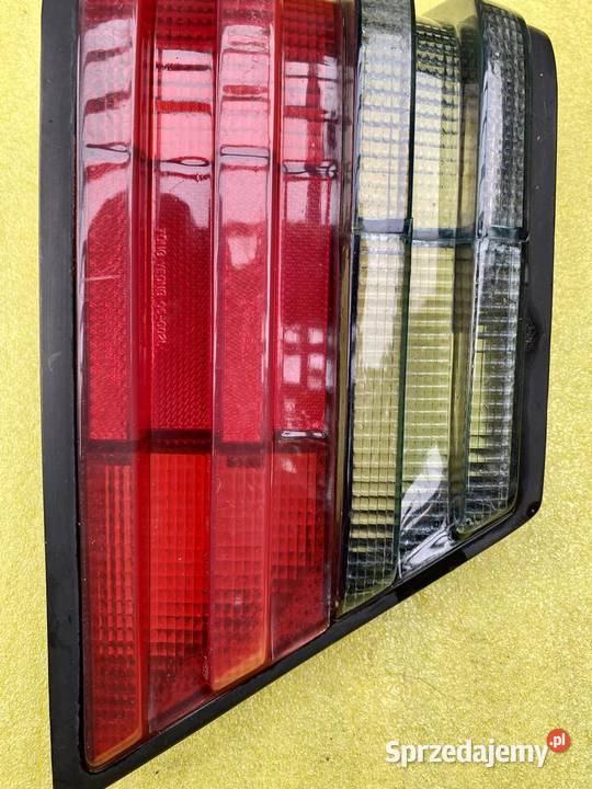 MercedesBenz E W124 Lampa lewy tył
