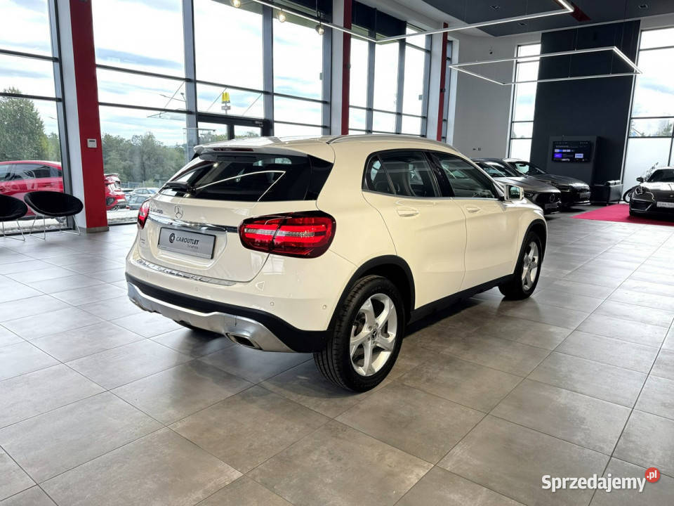 Mercedes GLA 200 16 156 automat 2019 r salon I garażowany sprzedam