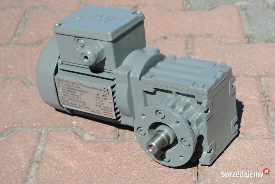 Motoreduktor kątowy 009kw 100obrmin Firmy Kargowa