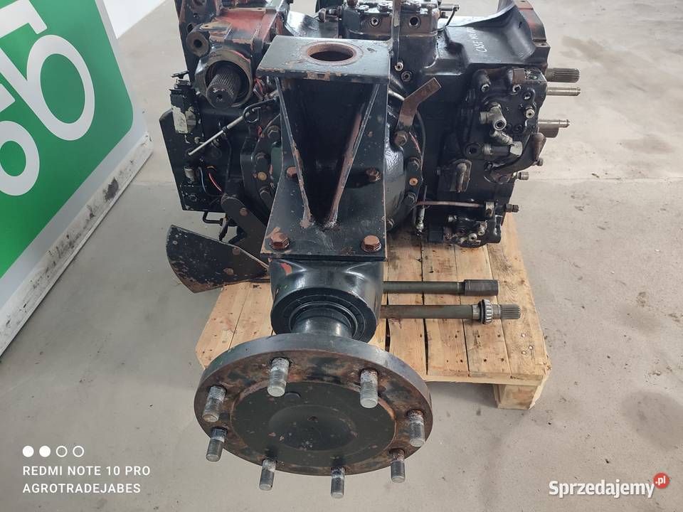 Most napędowy 223970A2 Case MX 100 Tył