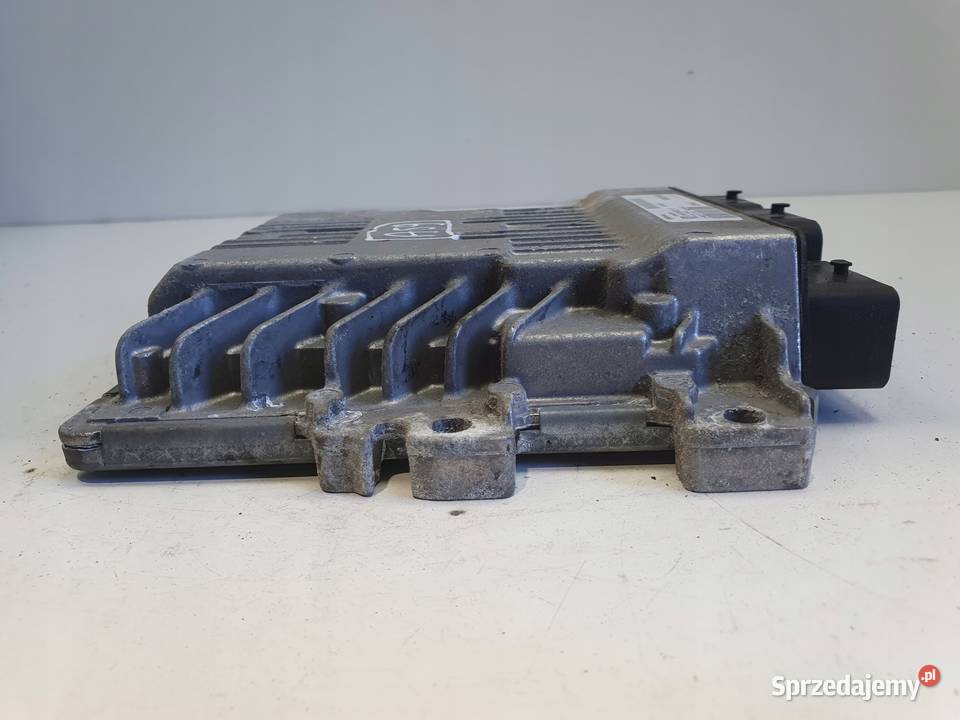 Volvo S40 II V50 16 D STEROWNIK SILNIKA komputer