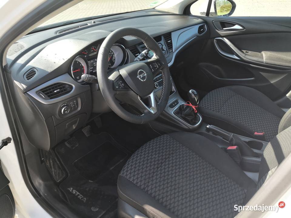 Opel Astra K 10 B 105 96 przebiegu Opłacony 96150km Astra