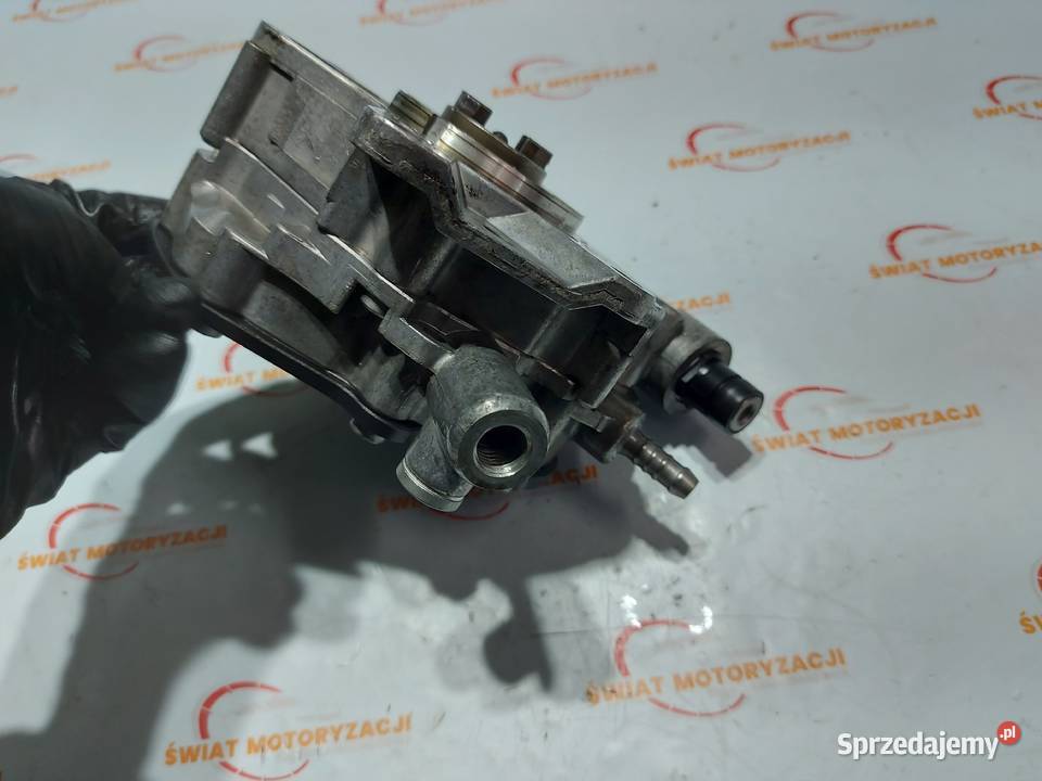 Touareg 50 V10 TDI 313 AYH 195 vacum pompa