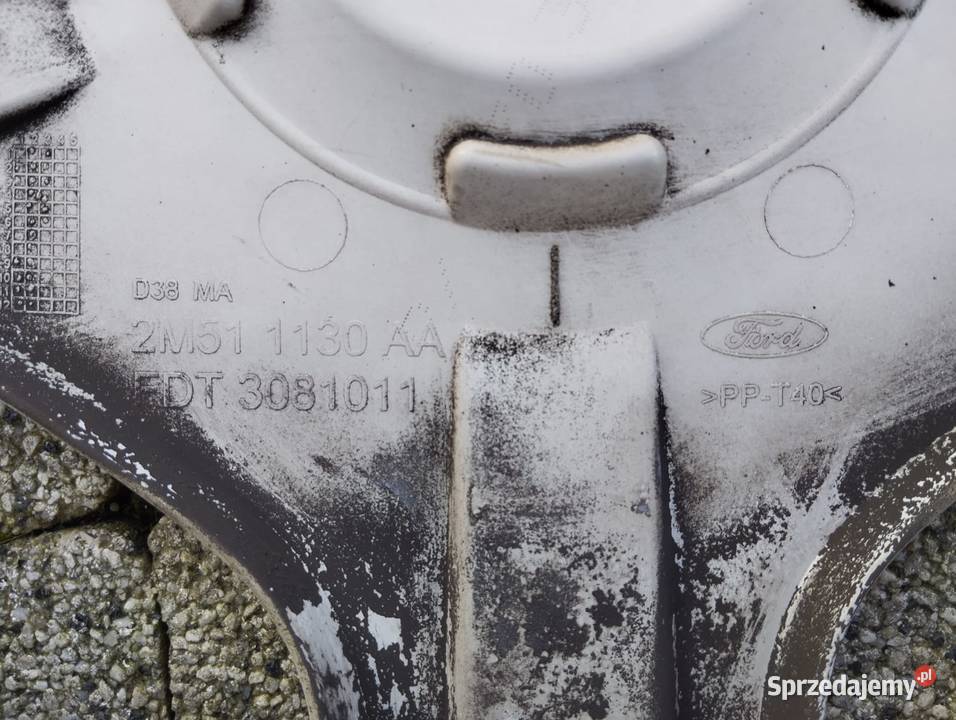 Kołpak Ford 14 2M511130AA sztukę Kamieniec sprzedam