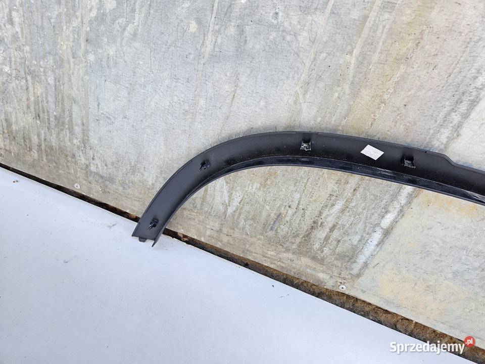 LAND ROVER DEFENDER L663 LISTWA BŁOTNIKA PRAWA osobowe Międzychód sprzedam