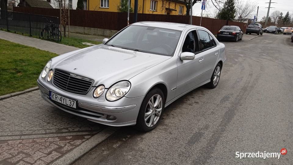 MERCEDES BENZ E3504MATICGaz nieuszkodzony