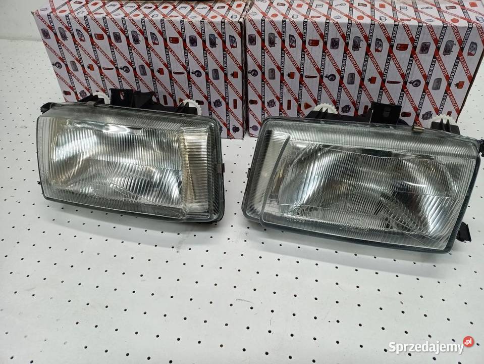 VW CADDY II PRZED LIFTINGIEM REFLEKTOR LAMPA Pozostałe Skarżysko-Kamienna