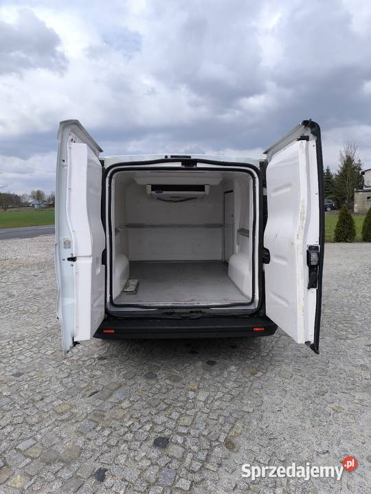 Nissan nv 300 chłodnia diesel Inowrocław
